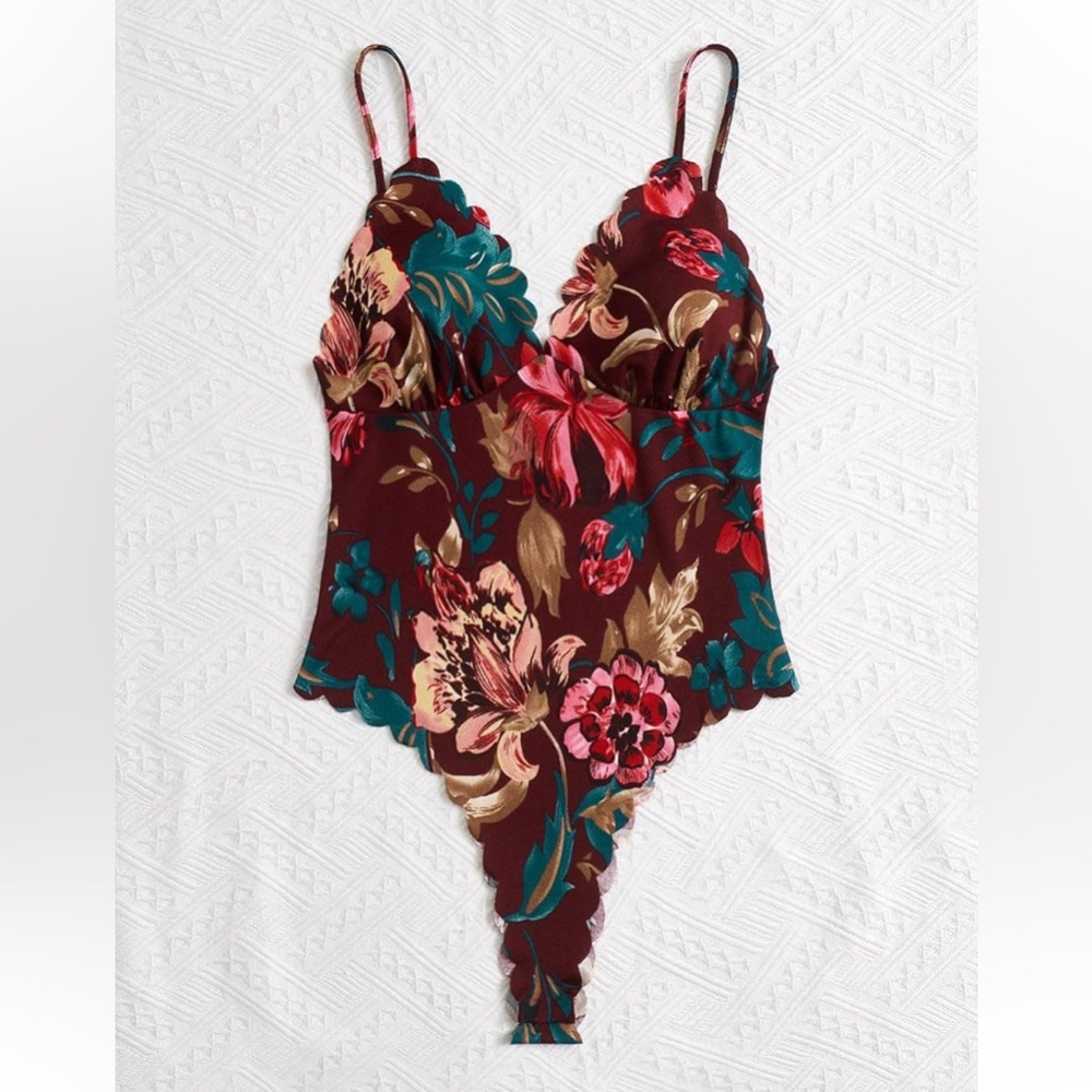 NWT No Label Size 4X Multicolored Floral Bodysuit